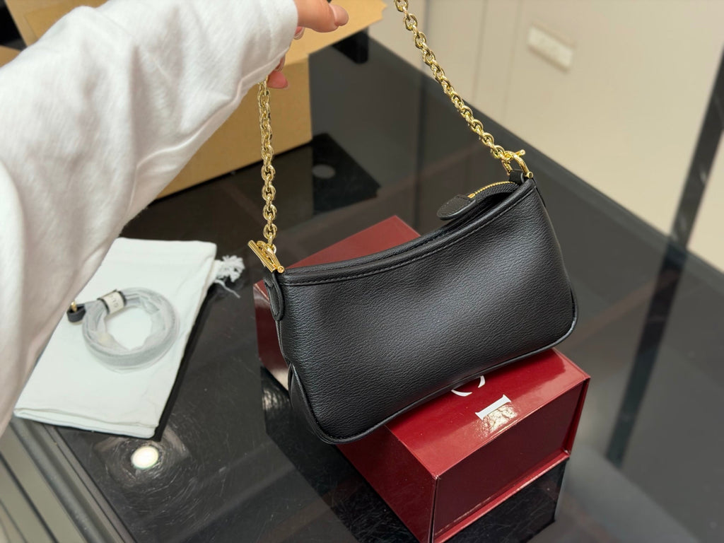 High-End Women's Fashion Handbags-19