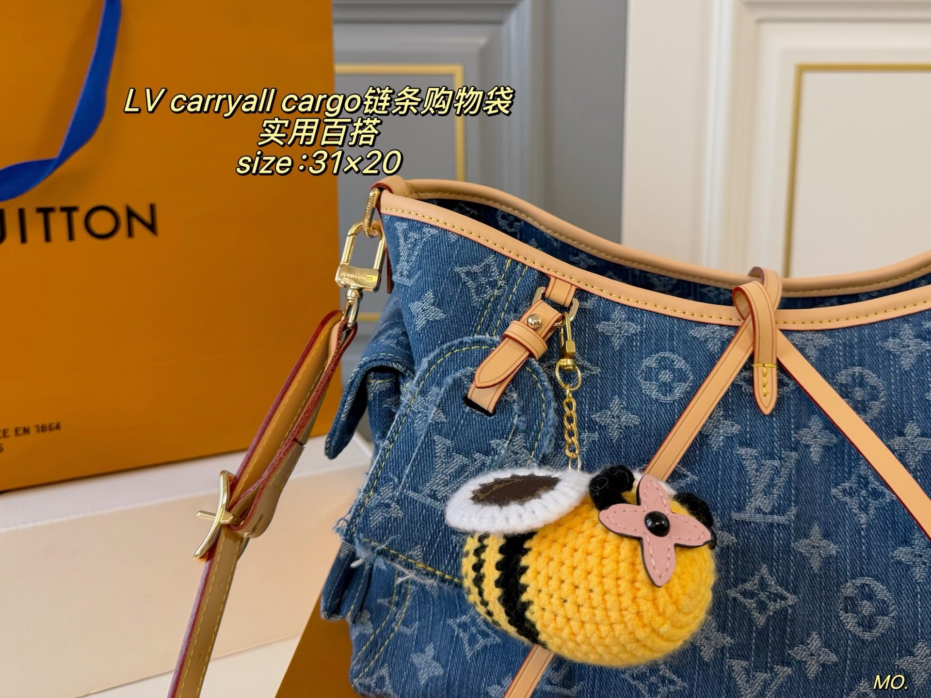 High-End Women's Fashion Handbags-8