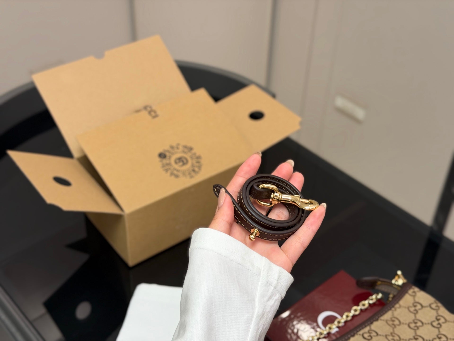 High-End Women's Fashion Handbags-20