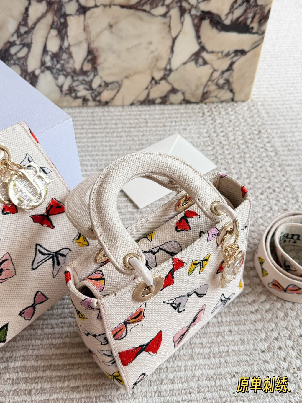 High-End Women's Fashion Handbags-4