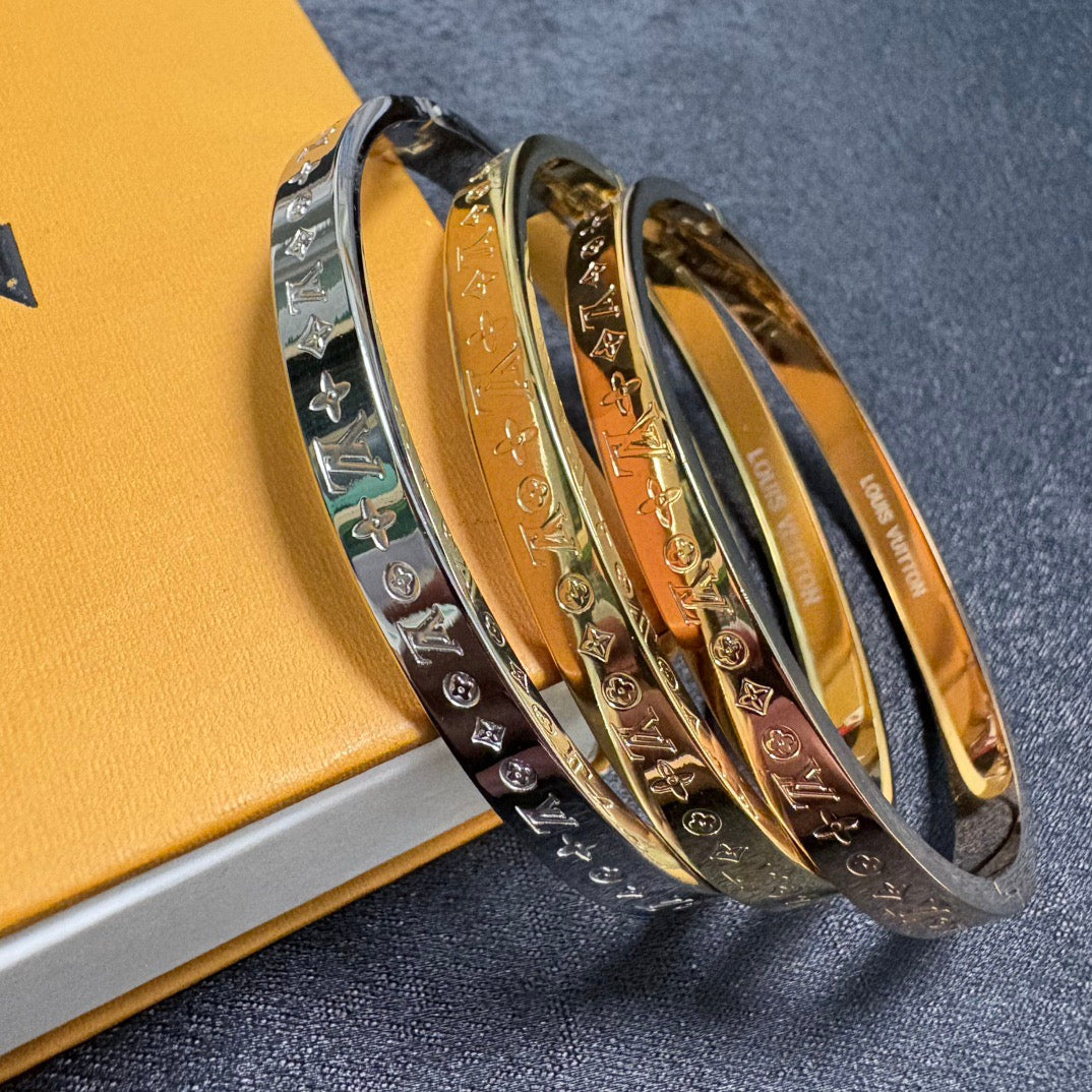 High-Quality Bracelets-21