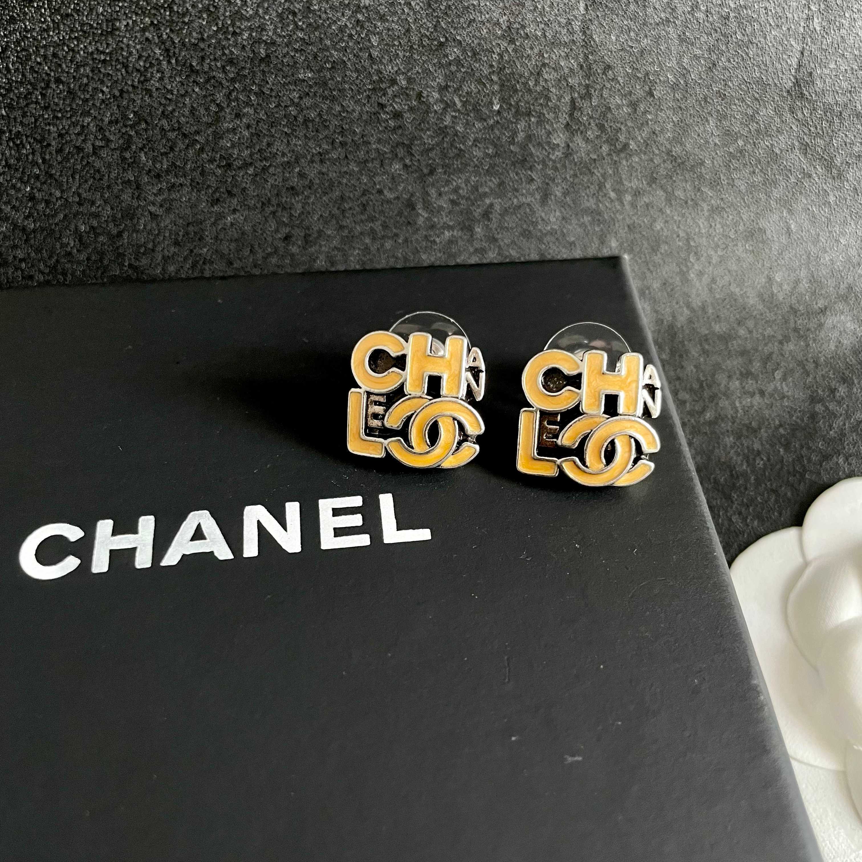 High-Quality Stud Earrings-126