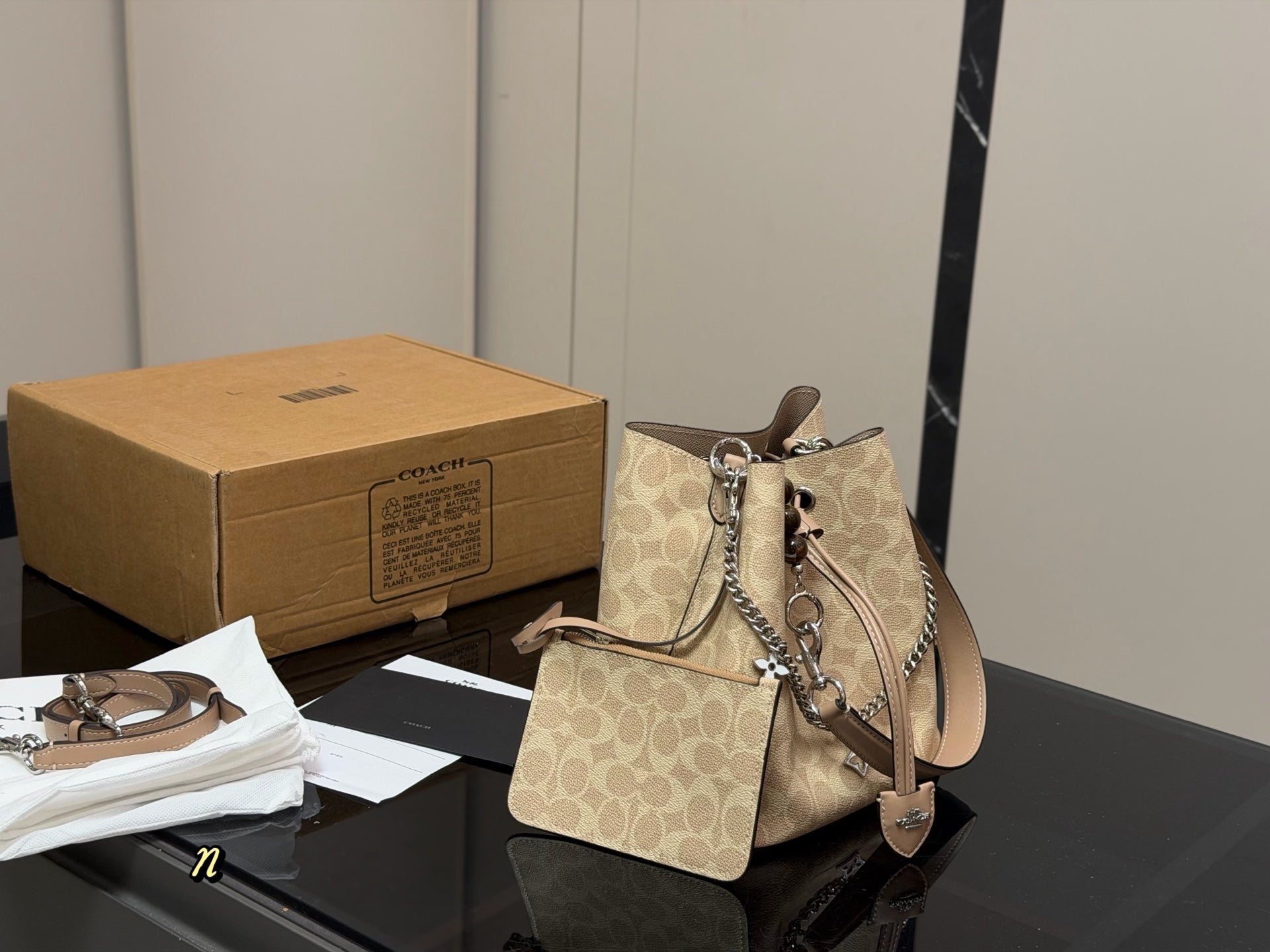 High-End Women's Fashion Handbags-21