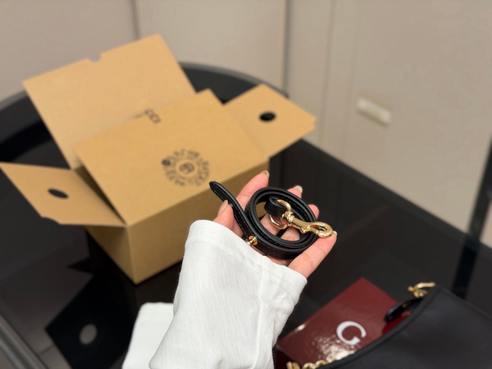 High-End Women's Fashion Handbags-19