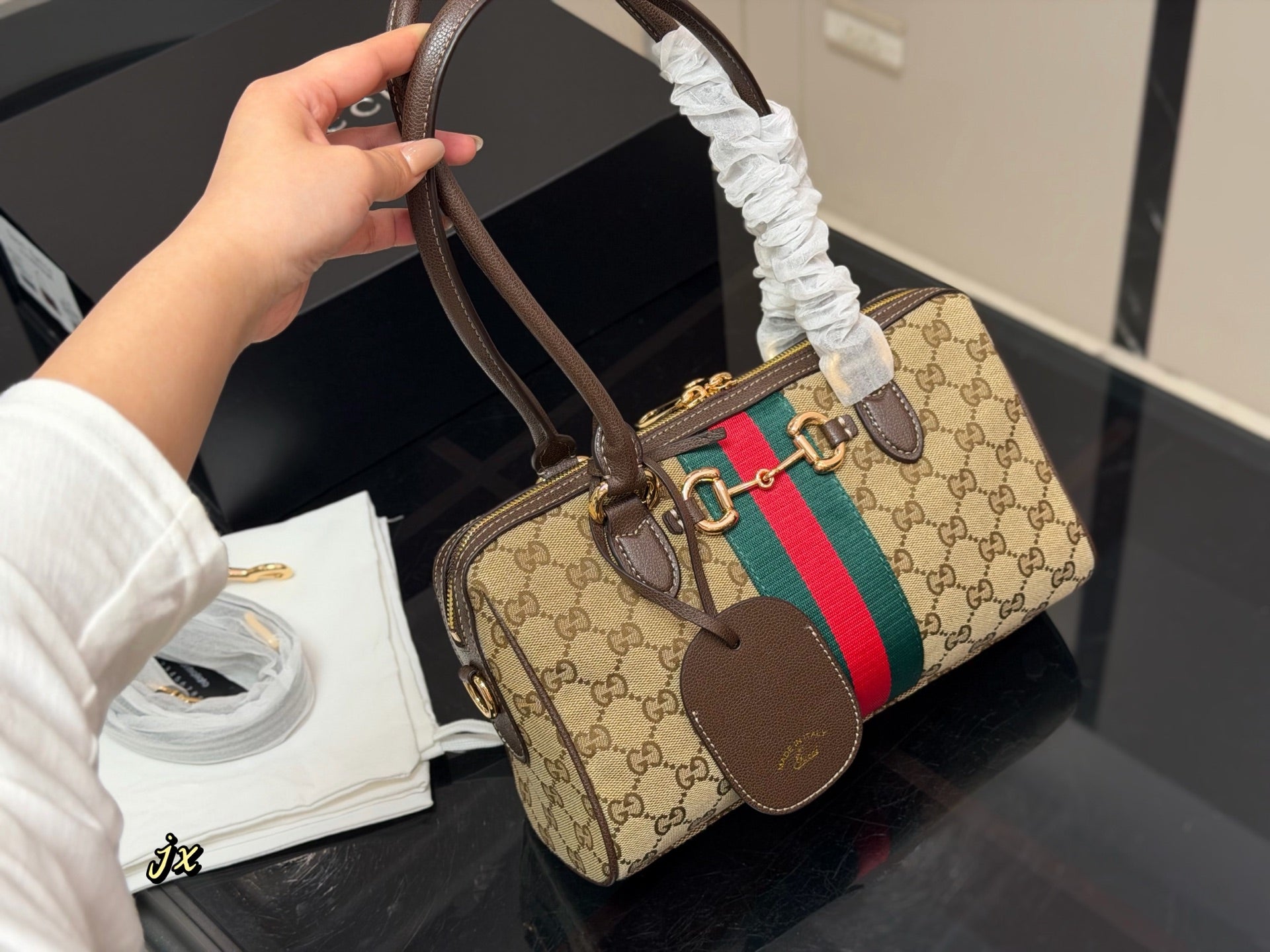 Premium Fashion Travel Bags-23