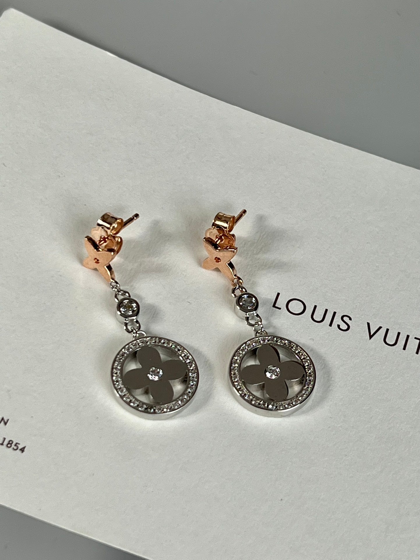 High-Quality Stud Earrings-13
