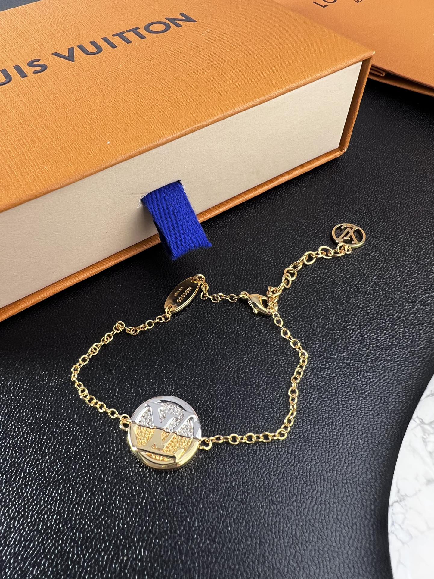 High-Quality Bracelets-19