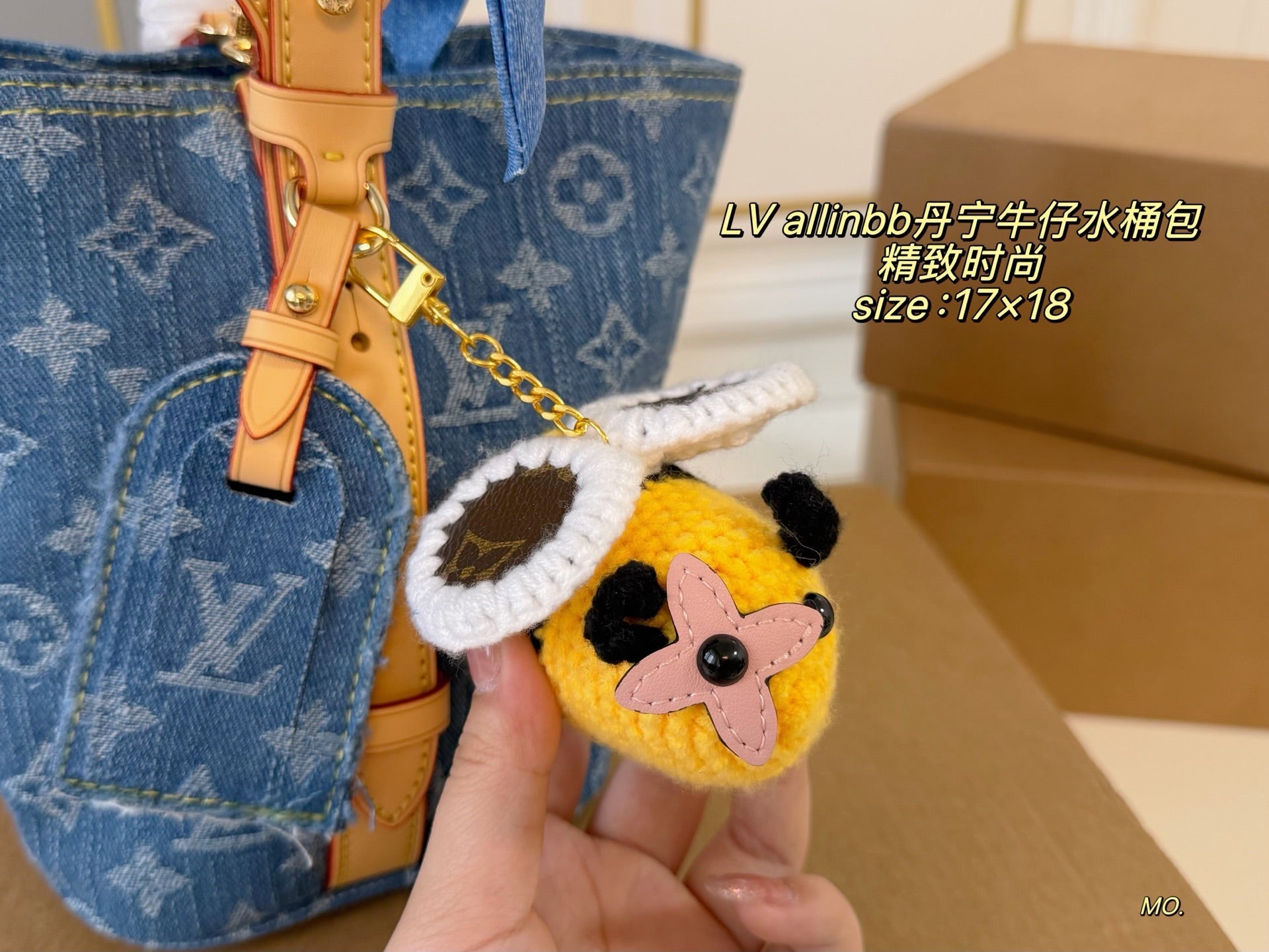 High-End Women's Fashion Handbags-9
