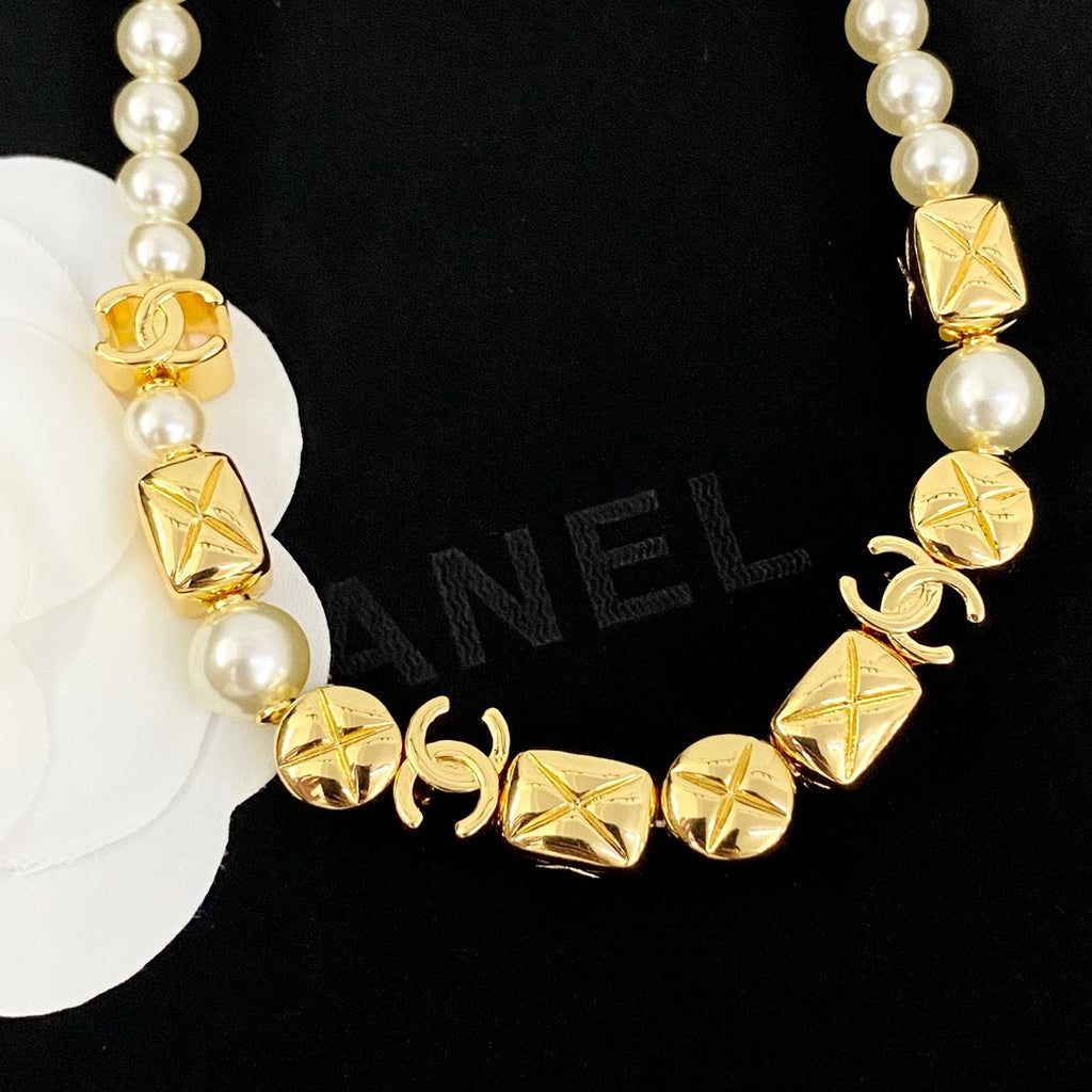 High-Quality Necklaces-180