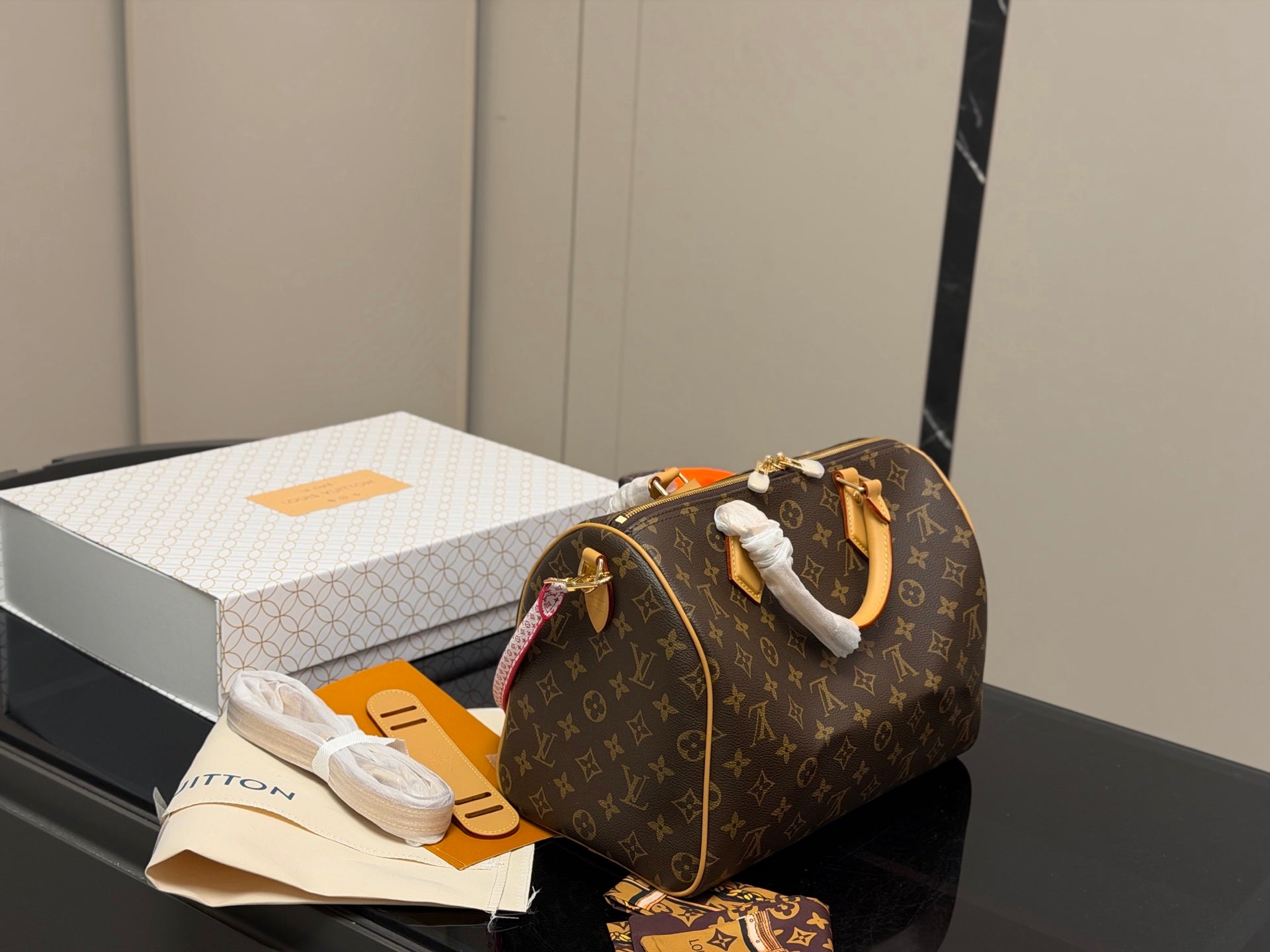 Premium Fashion Travel Bags-22