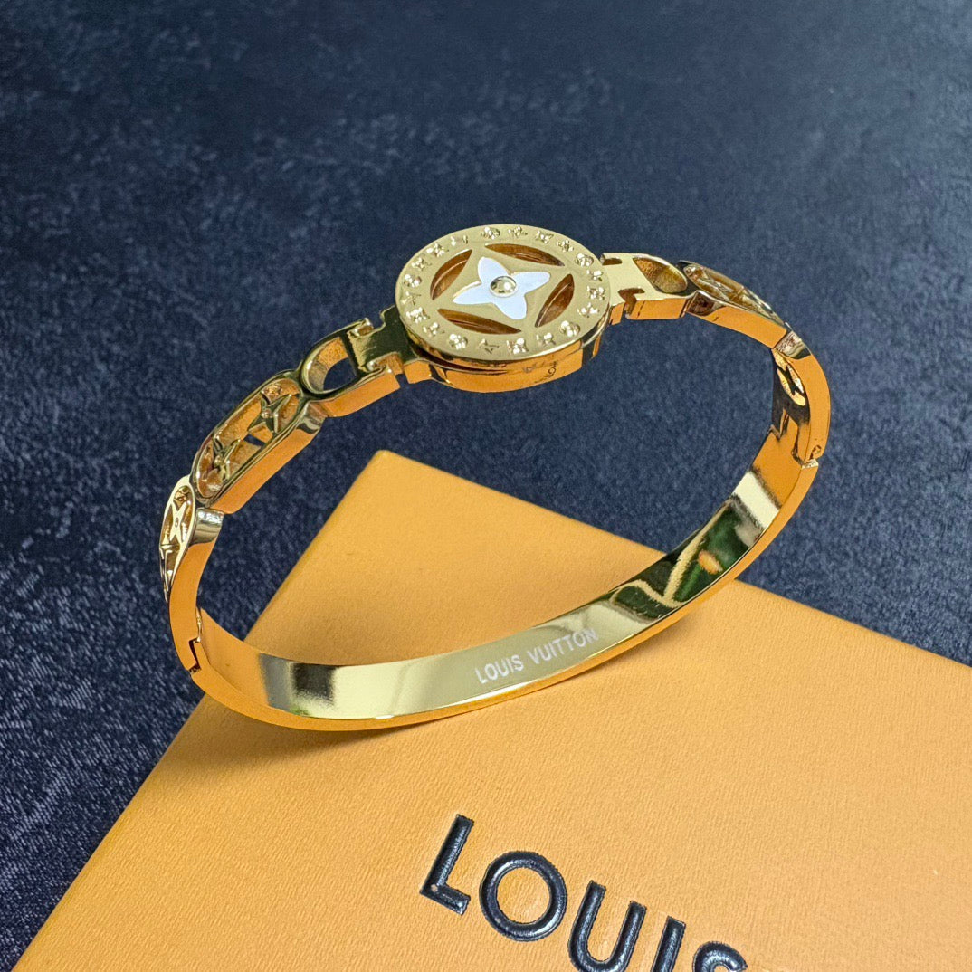 High-Quality Bracelets-20