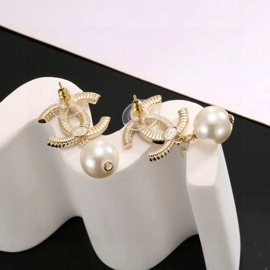 High-Quality Stud Earrings-111