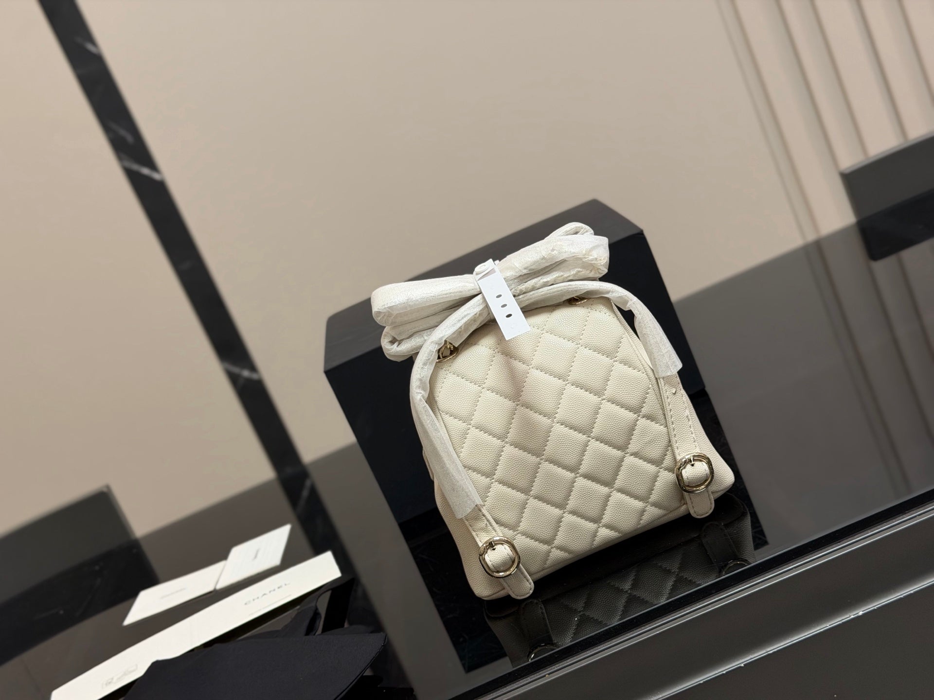 High-End Women's Fashion Handbags-16