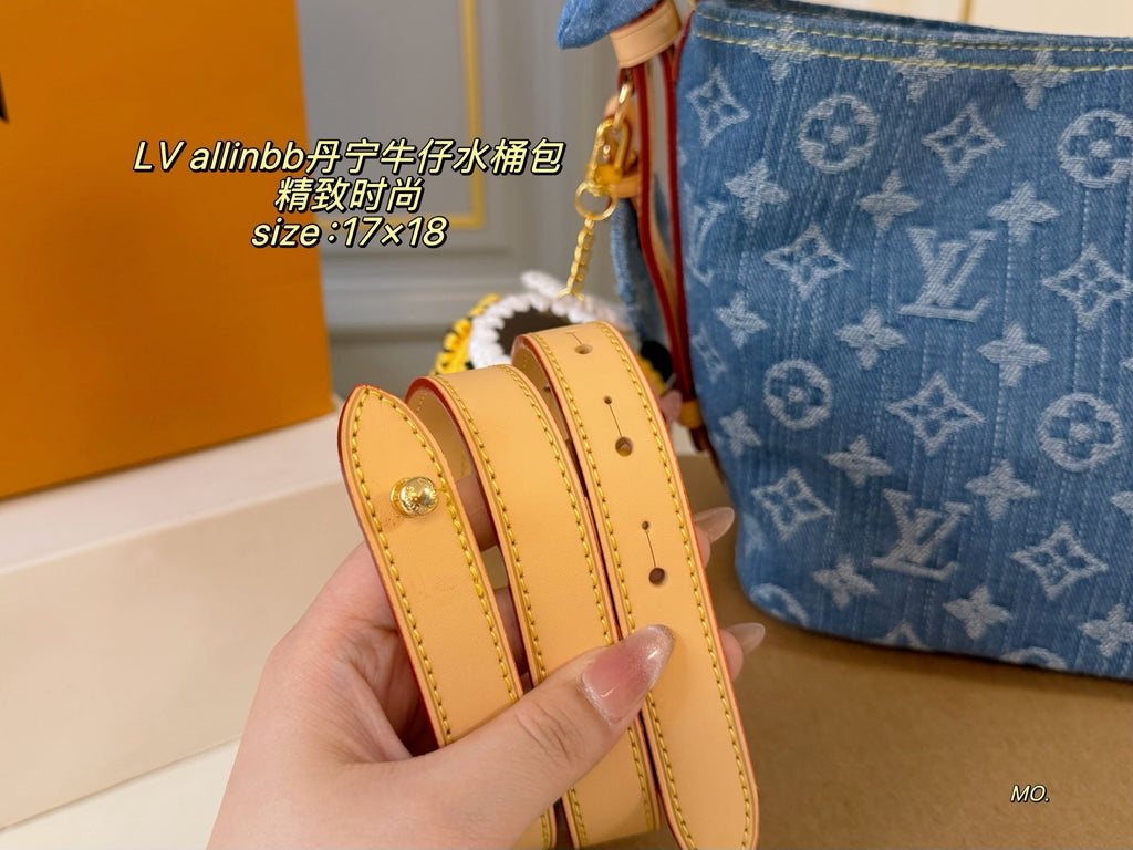 High-End Women's Fashion Handbags-9
