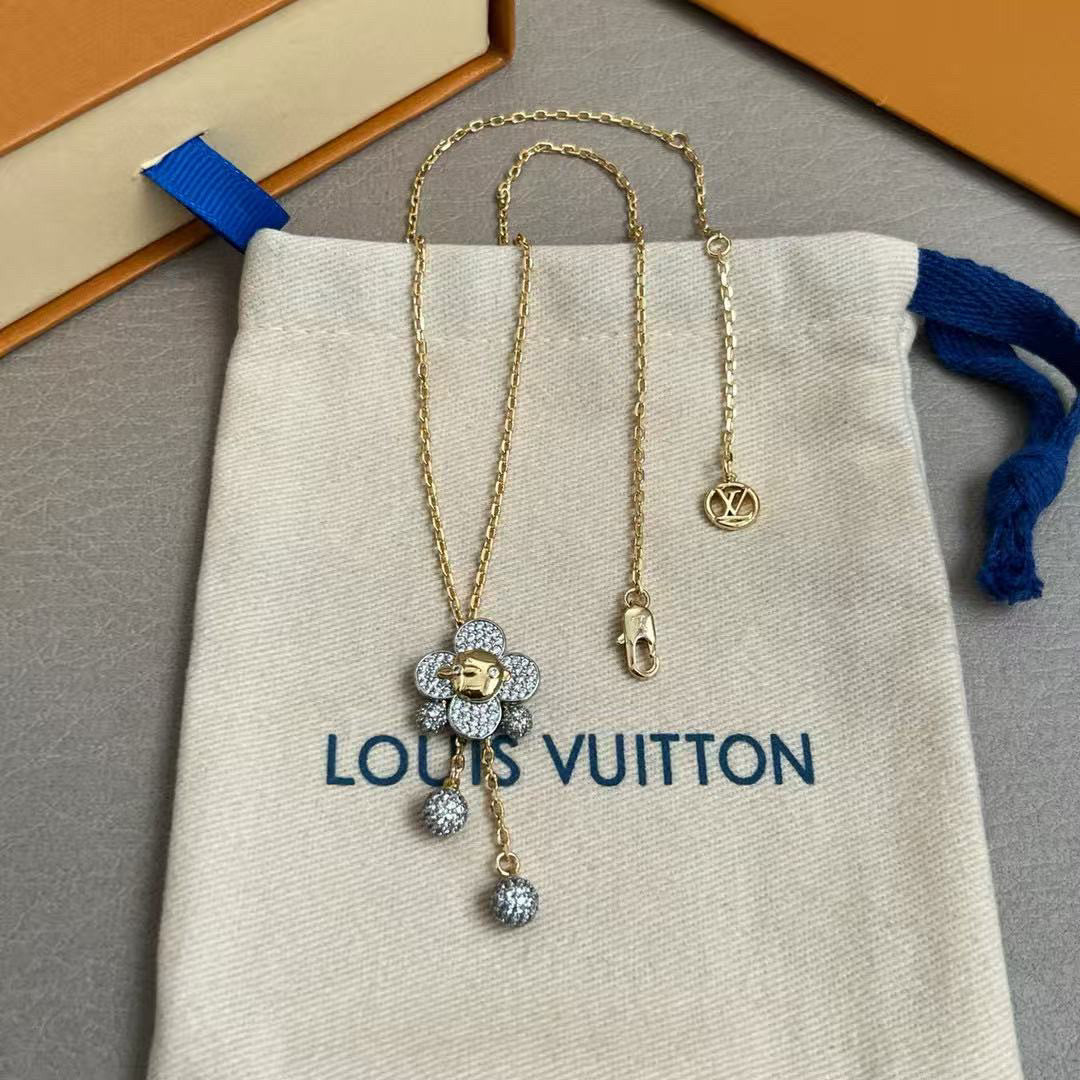 High-Quality Sunflower Necklace