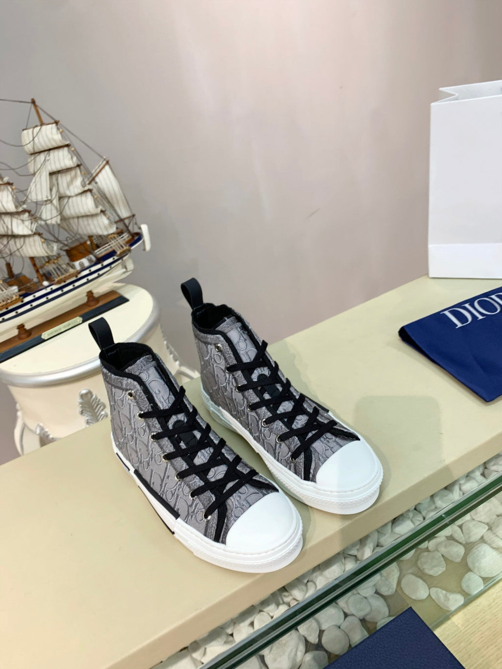 CD Hi-top Sneakers
