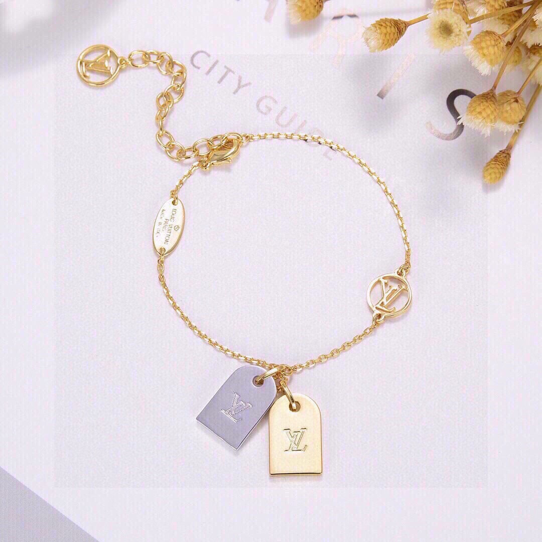 Double-Tag Bracelet