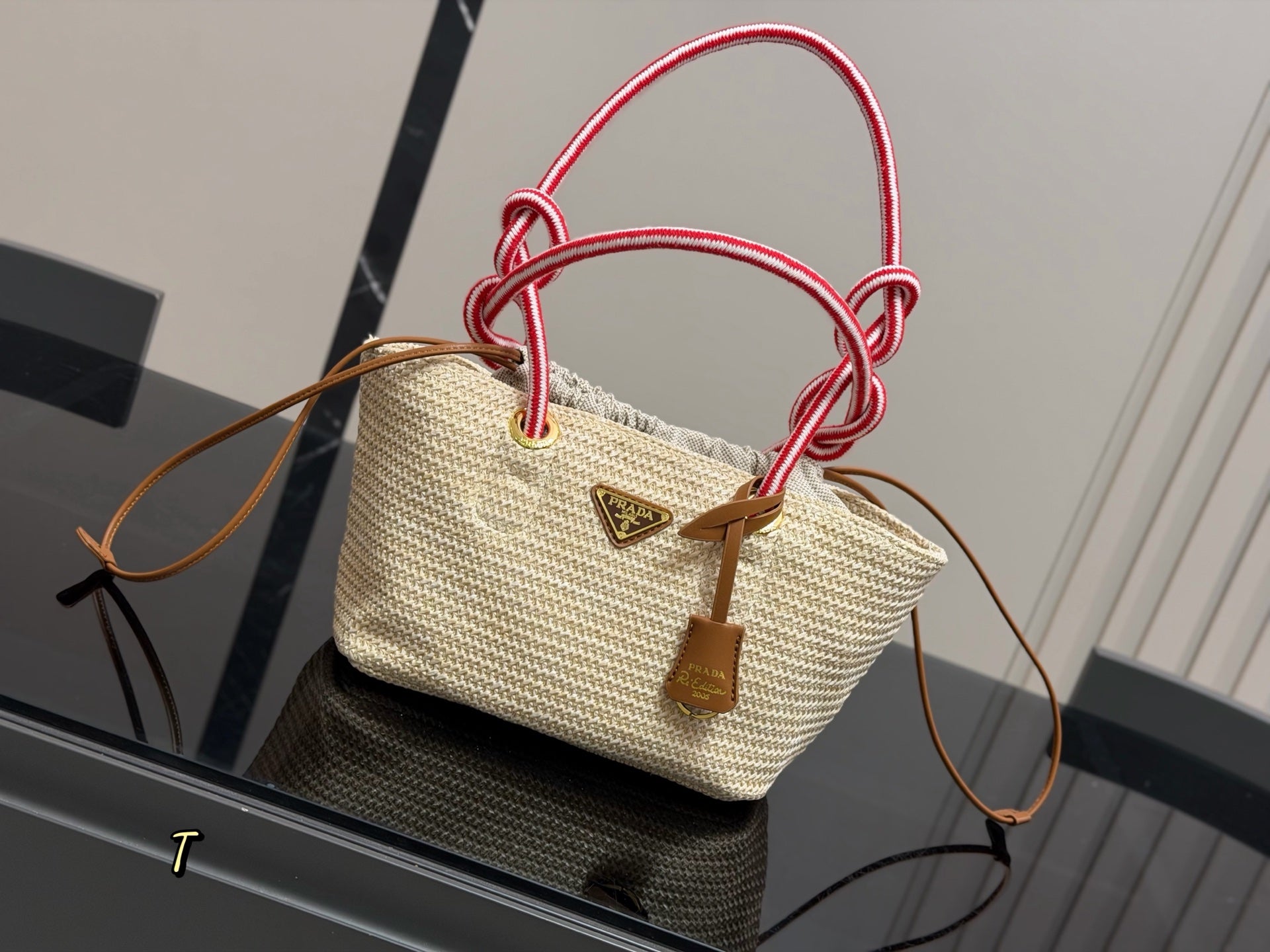 High-End Women's Fashion Handbags-18