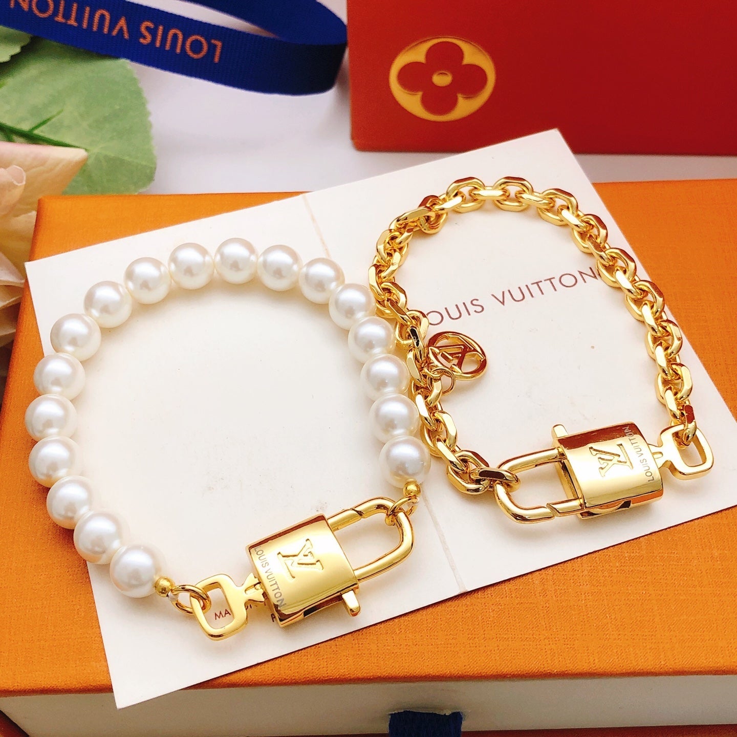 Double-Layer Pearl Bracelet with Clasp