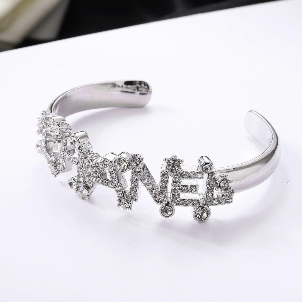 High-Quality Bracelets-185