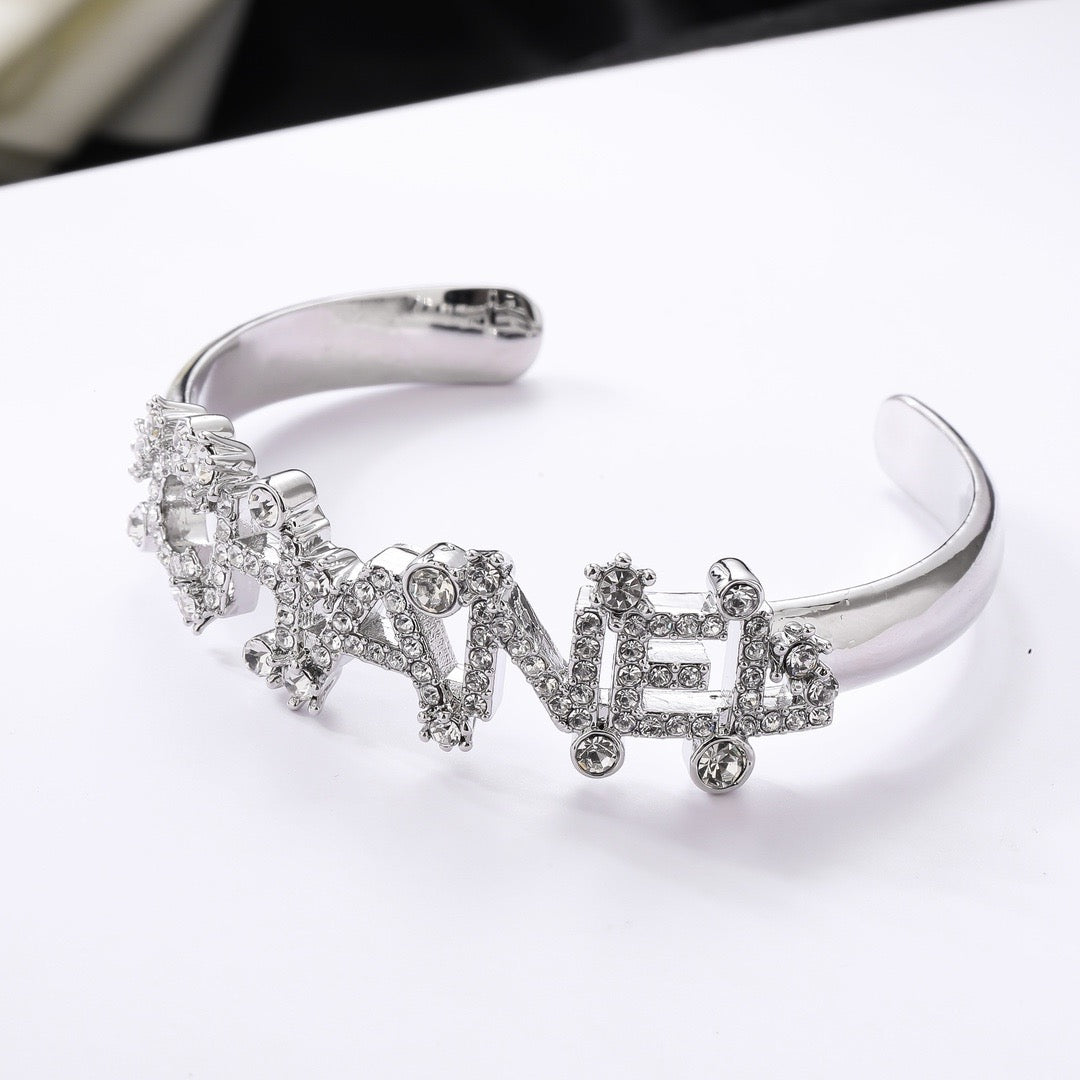 High-Quality Bracelets-185