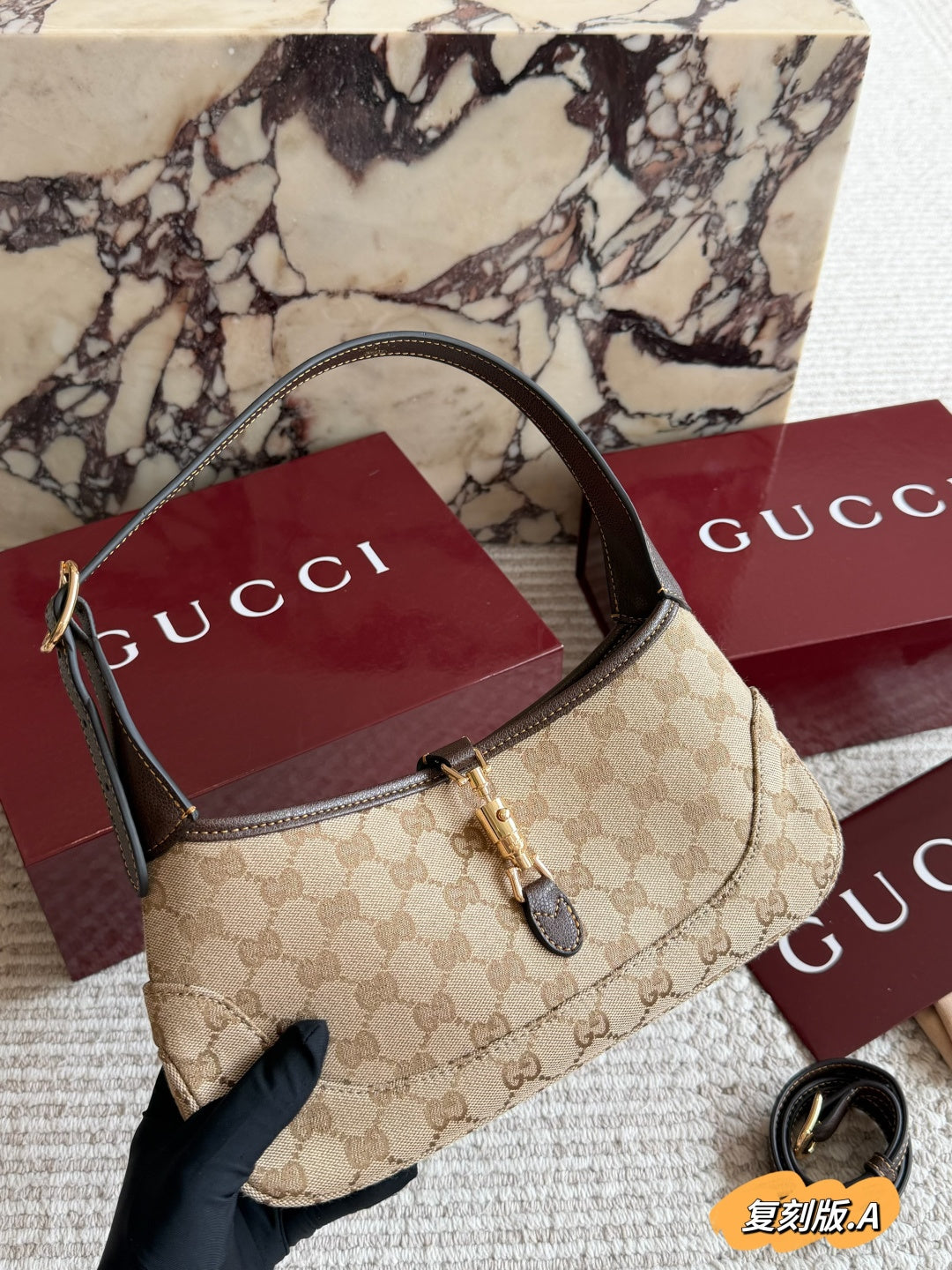 High-End Women's Fashion Handbags-13
