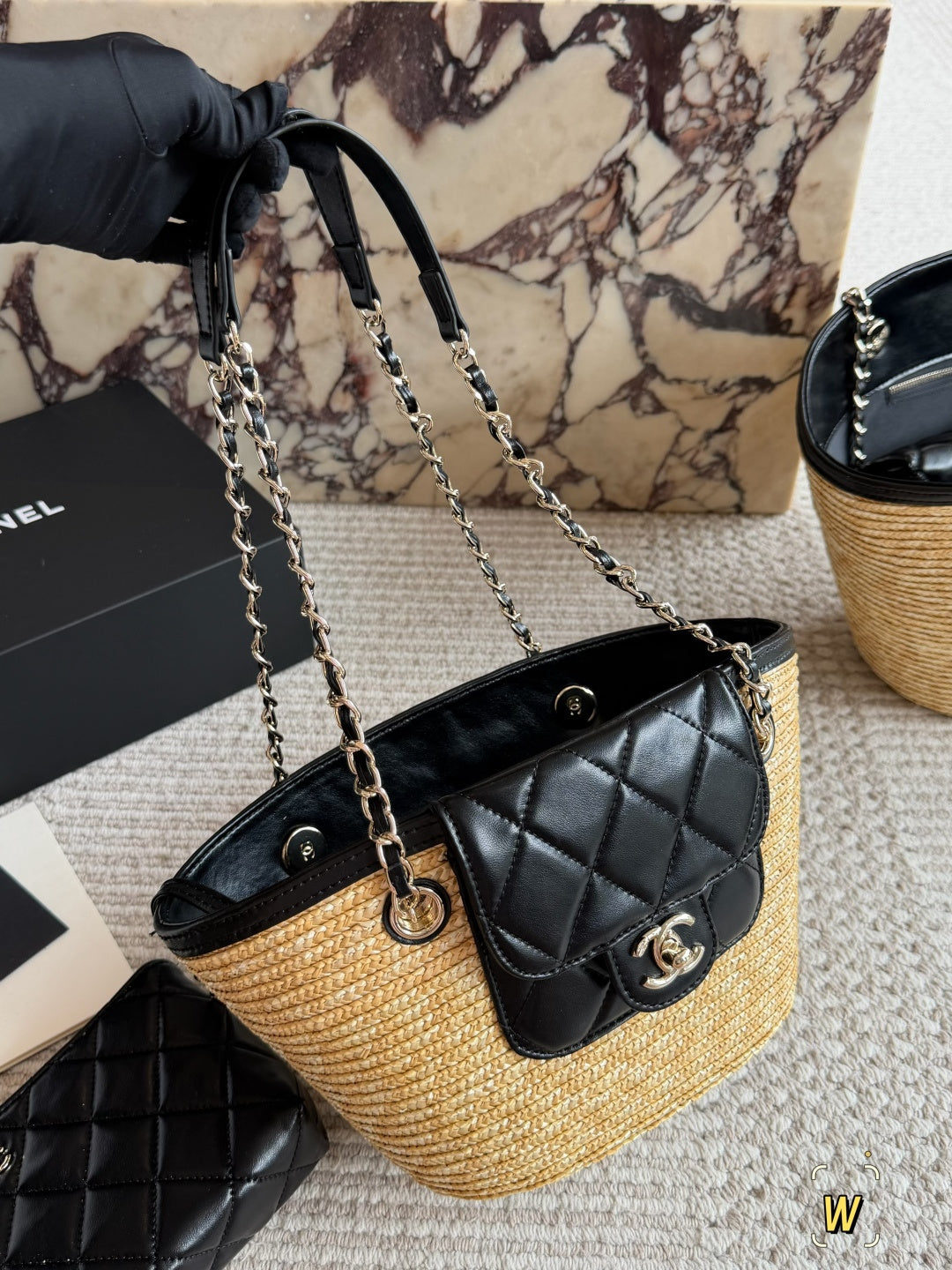 High-End Women's Fashion Handbags-11