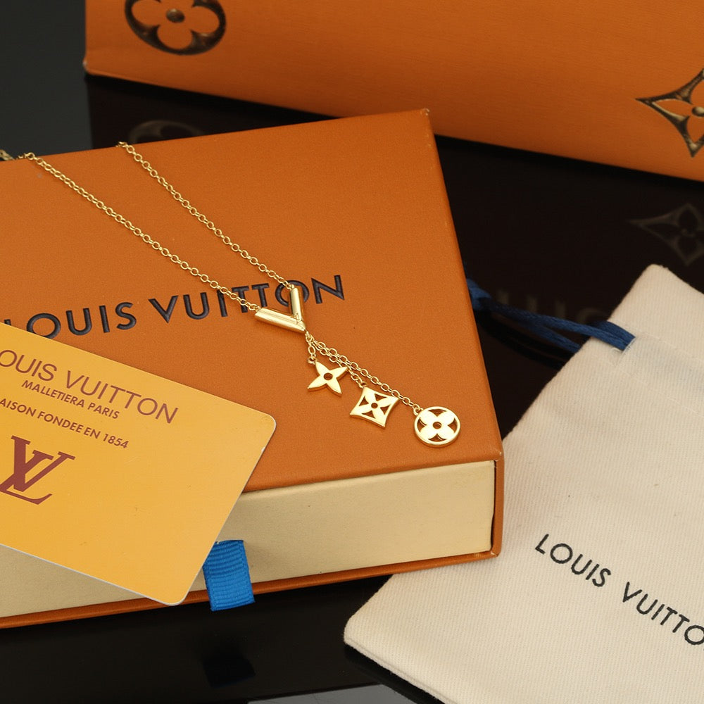 High-Quality Necklace-aa
