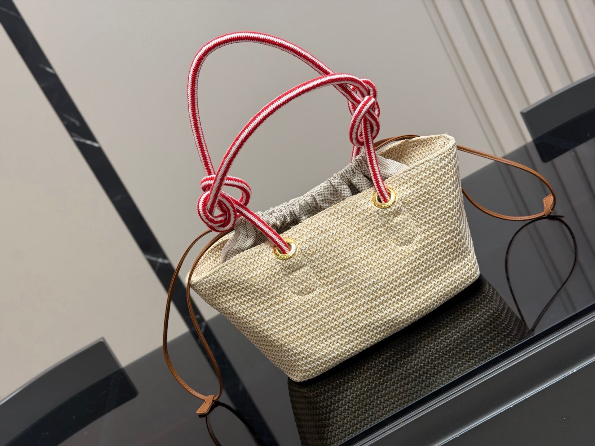 High-End Women's Fashion Handbags-18