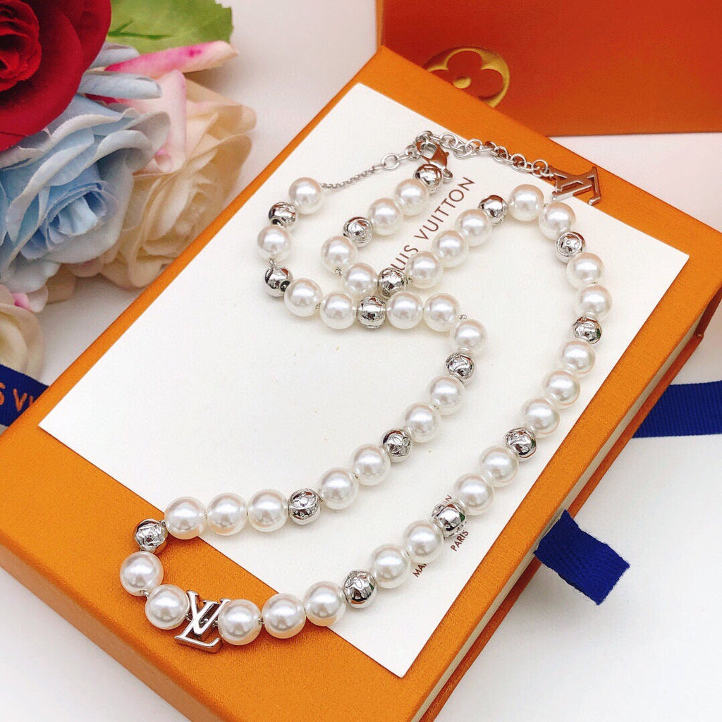 High-Quality Necklaces-31