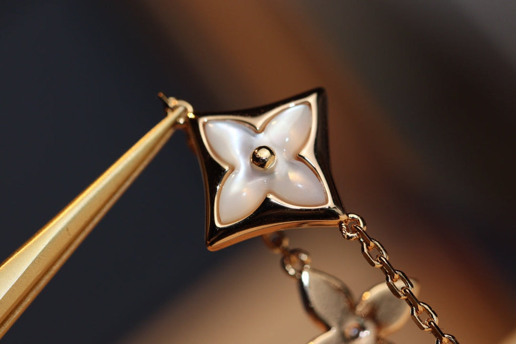 Four-Leaf Clover Bracelet