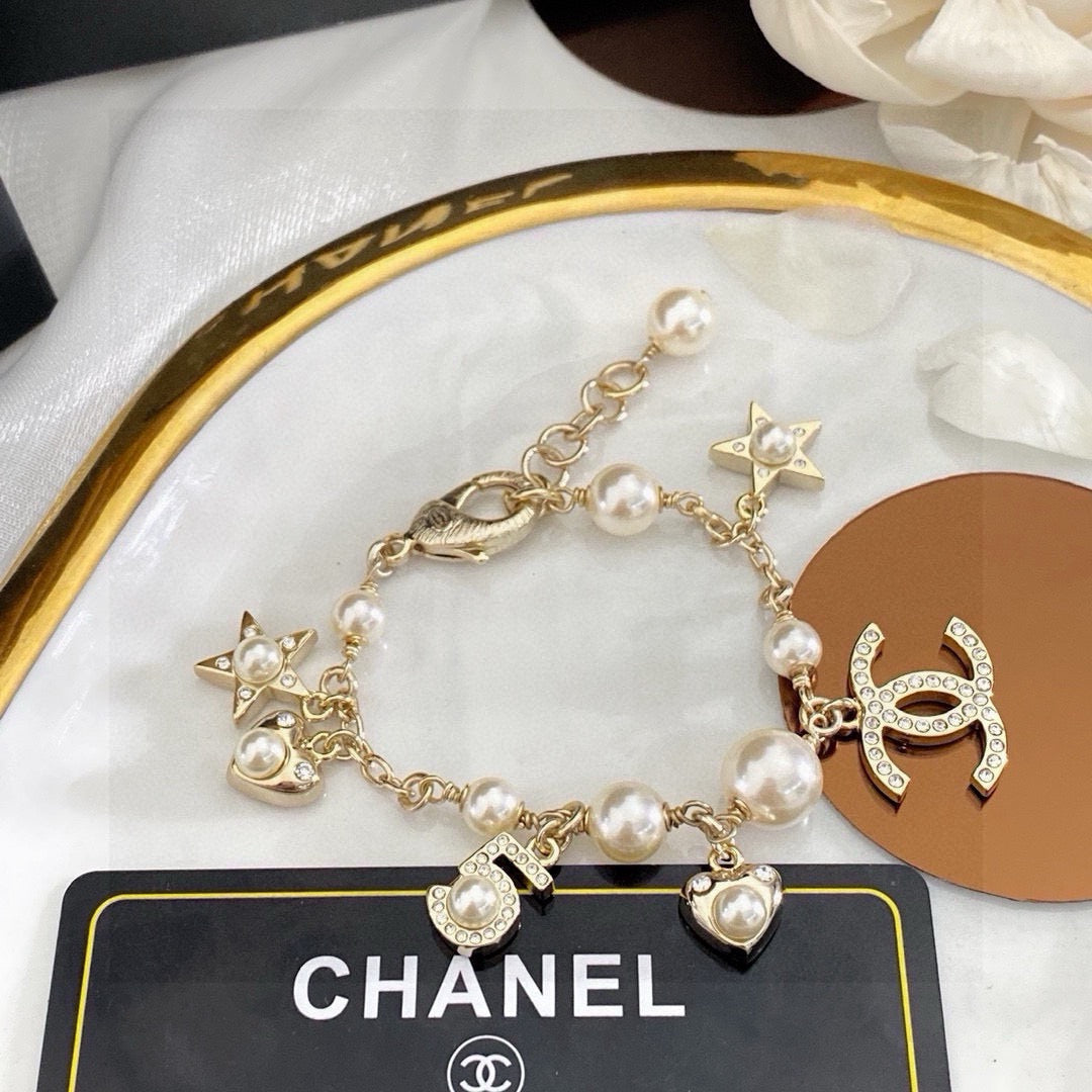 High-Quality Bracelets-101