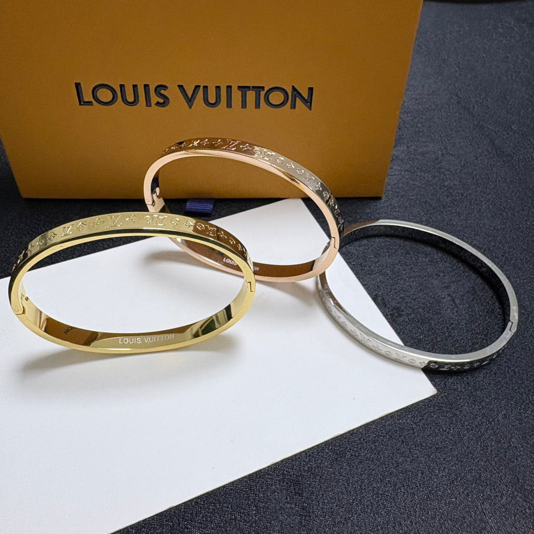 High-Quality Bracelets-21