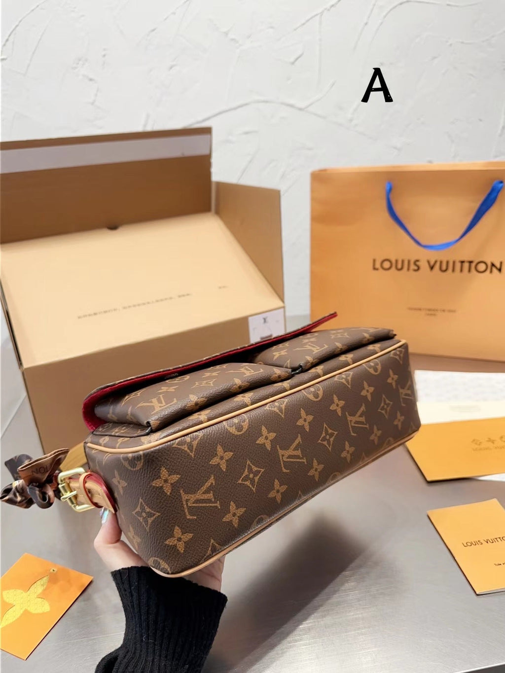 2022  handbag--71