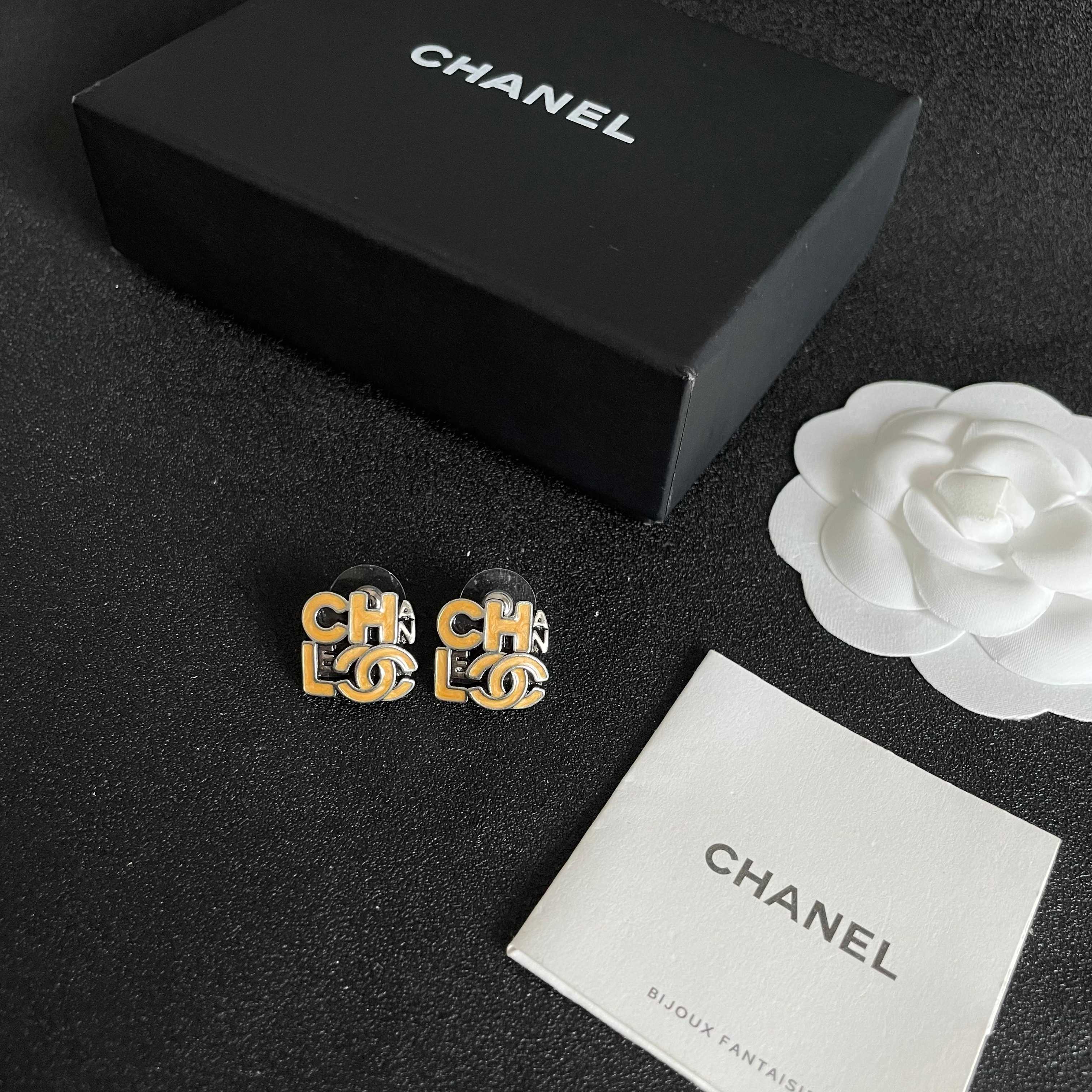 High-Quality Stud Earrings-126