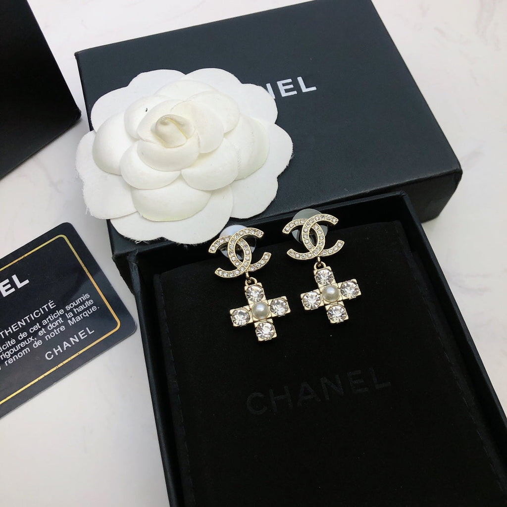 High-Quality Stud Earrings-123