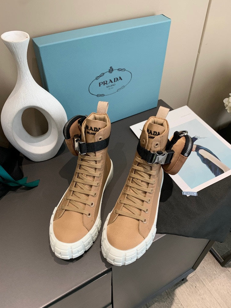 P R A D A - Package Shoe Tan (Mens & Womens)
