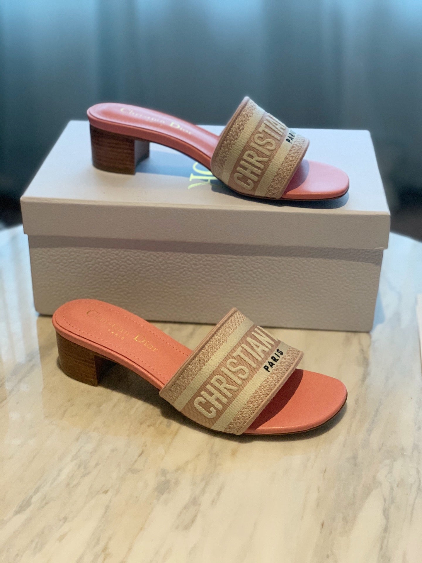 CD Slides - Pink