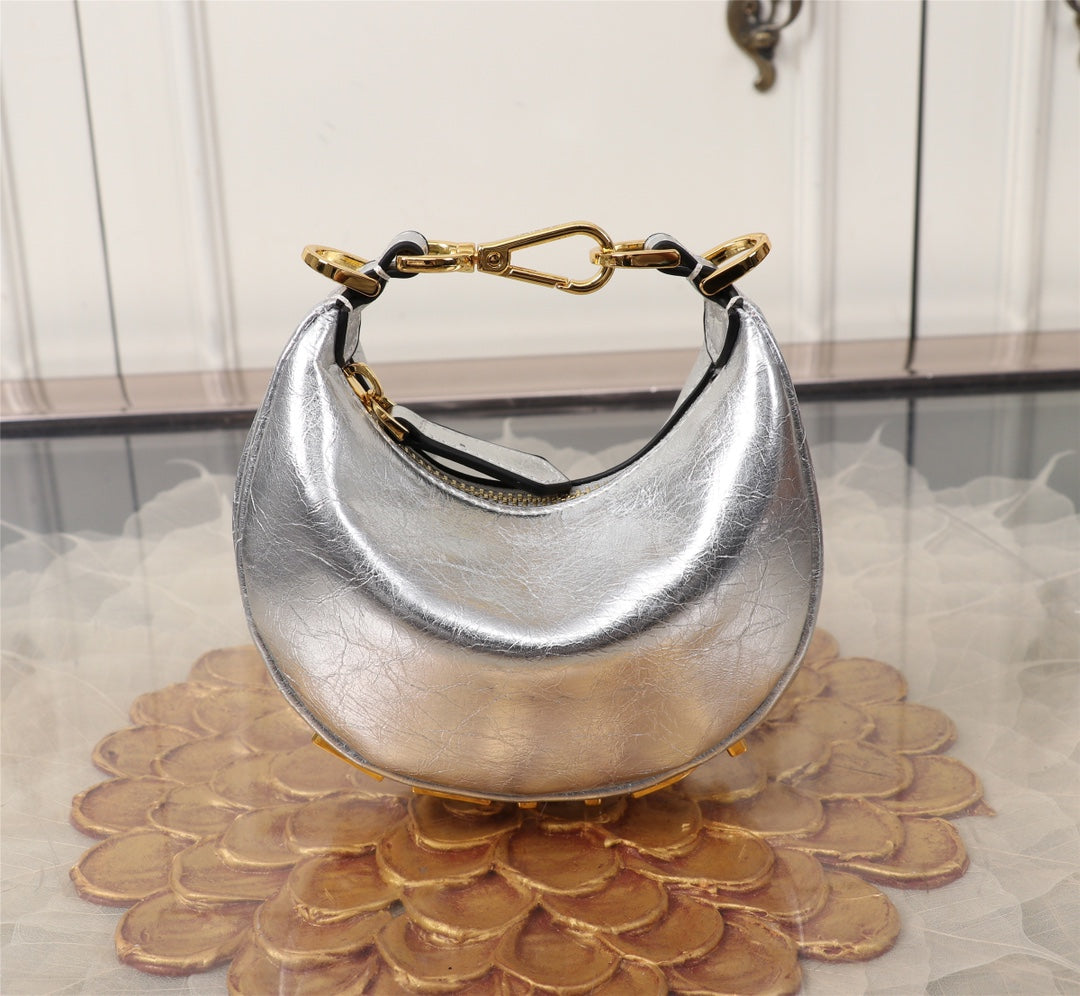 fashion hadnbag silver 16.5 x 14 x 5 cm