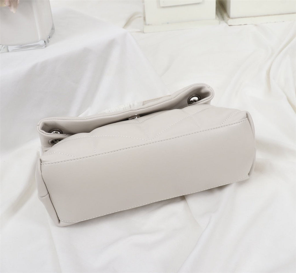 LOULOU PUFFER white