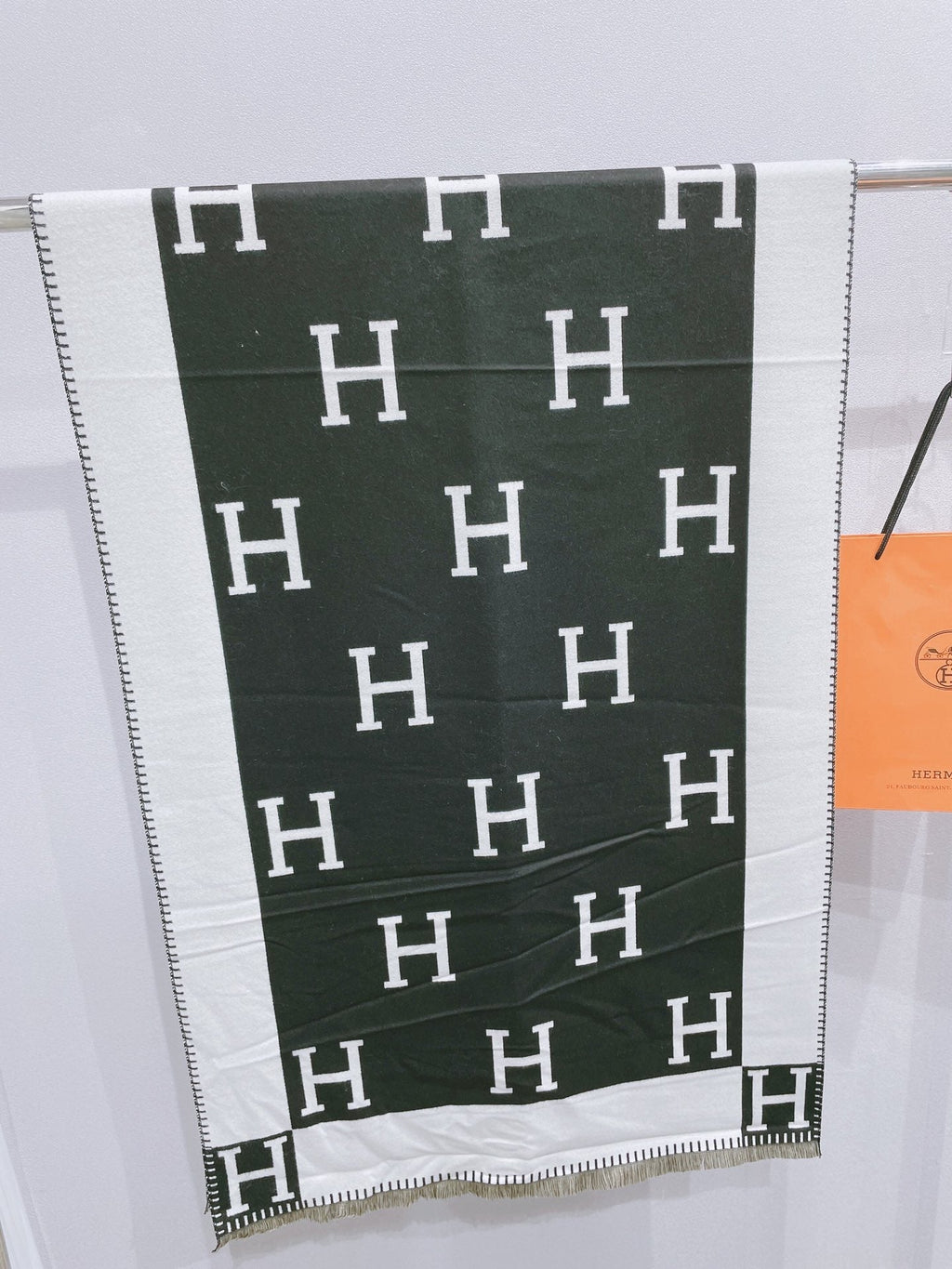 H e r m e s scarf