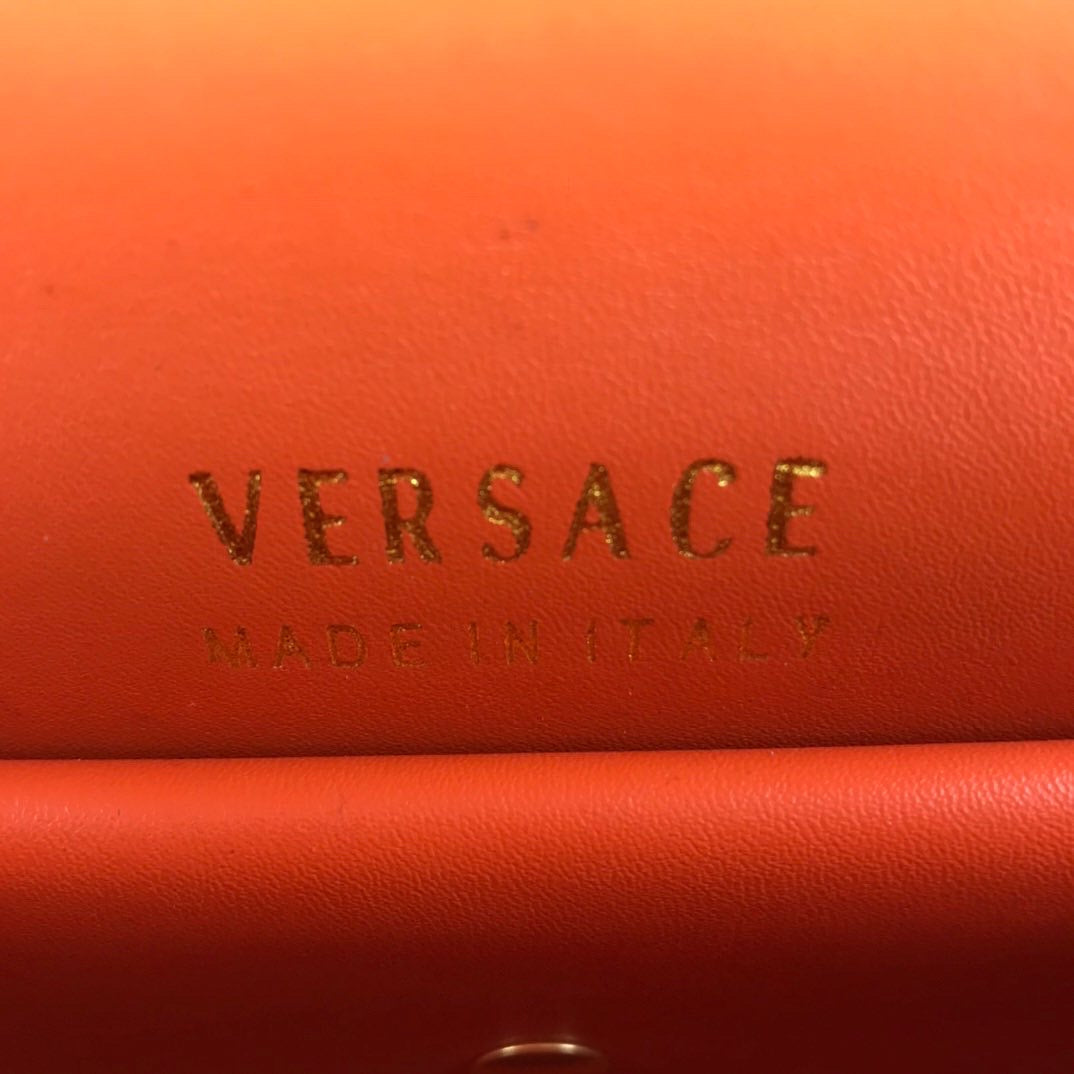 V a l e n t I n o
