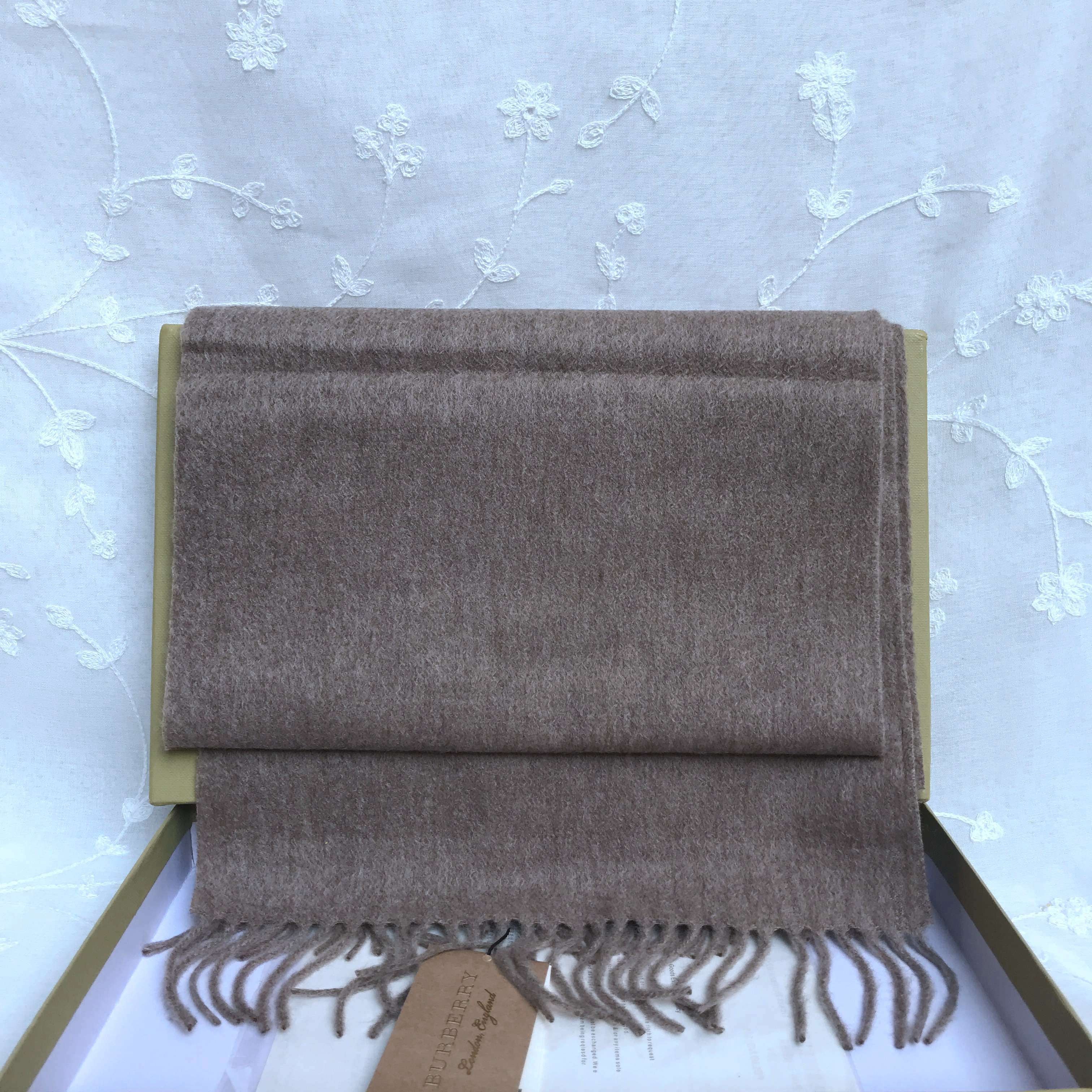 BB scarf