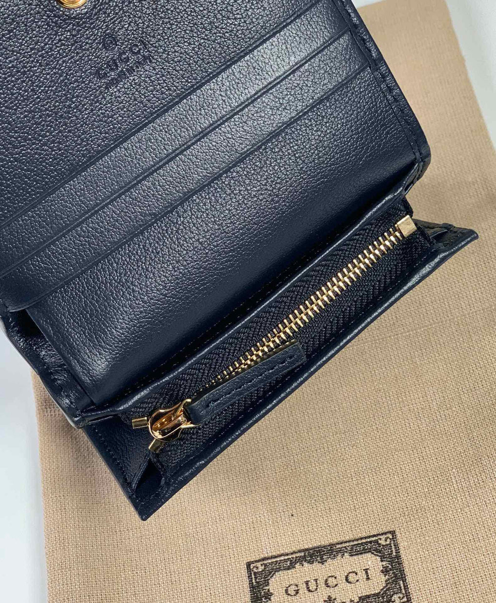 G u c c i wallet W10 H8 D3.5cm