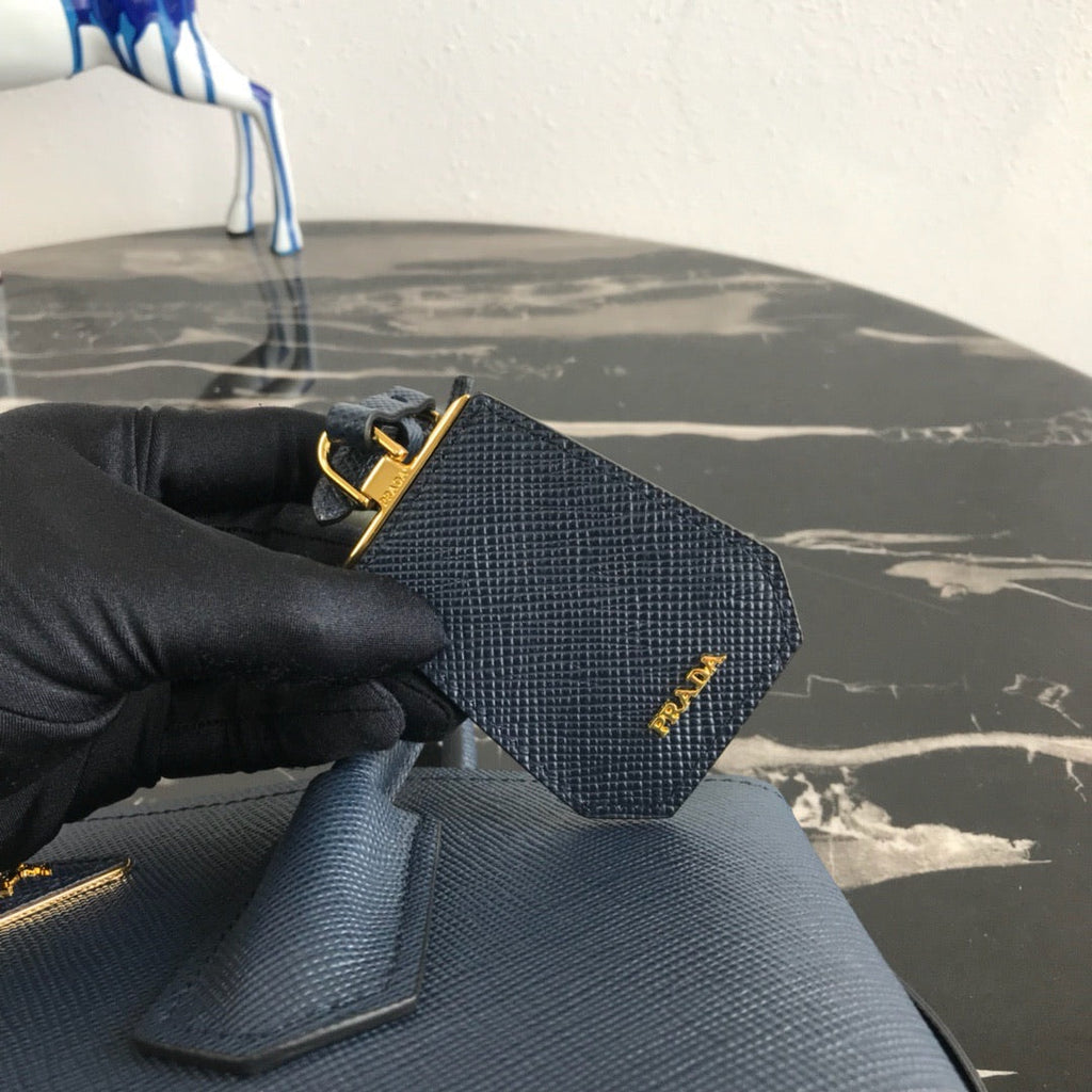 P navy
