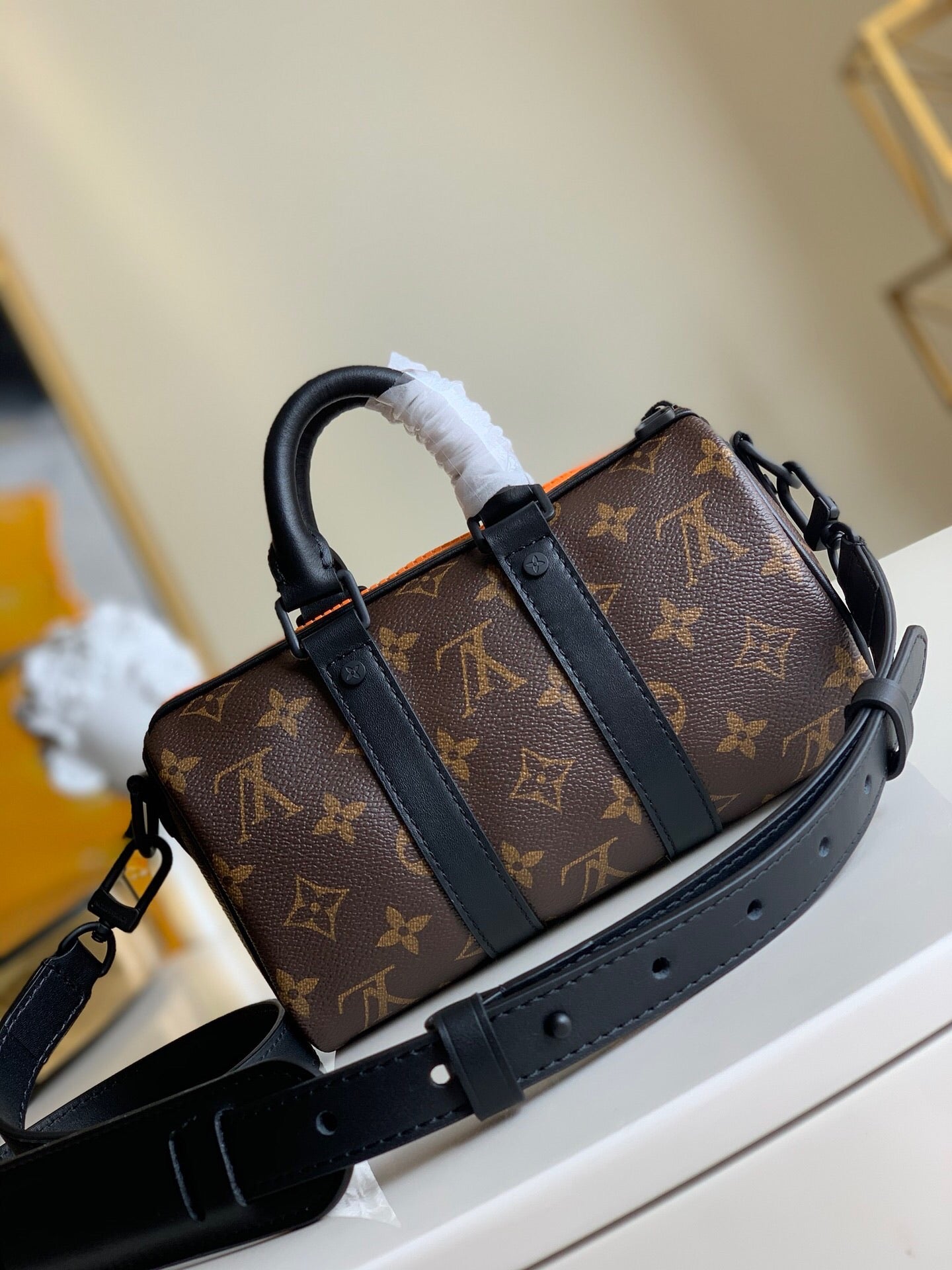 high-capacity new travel handbag