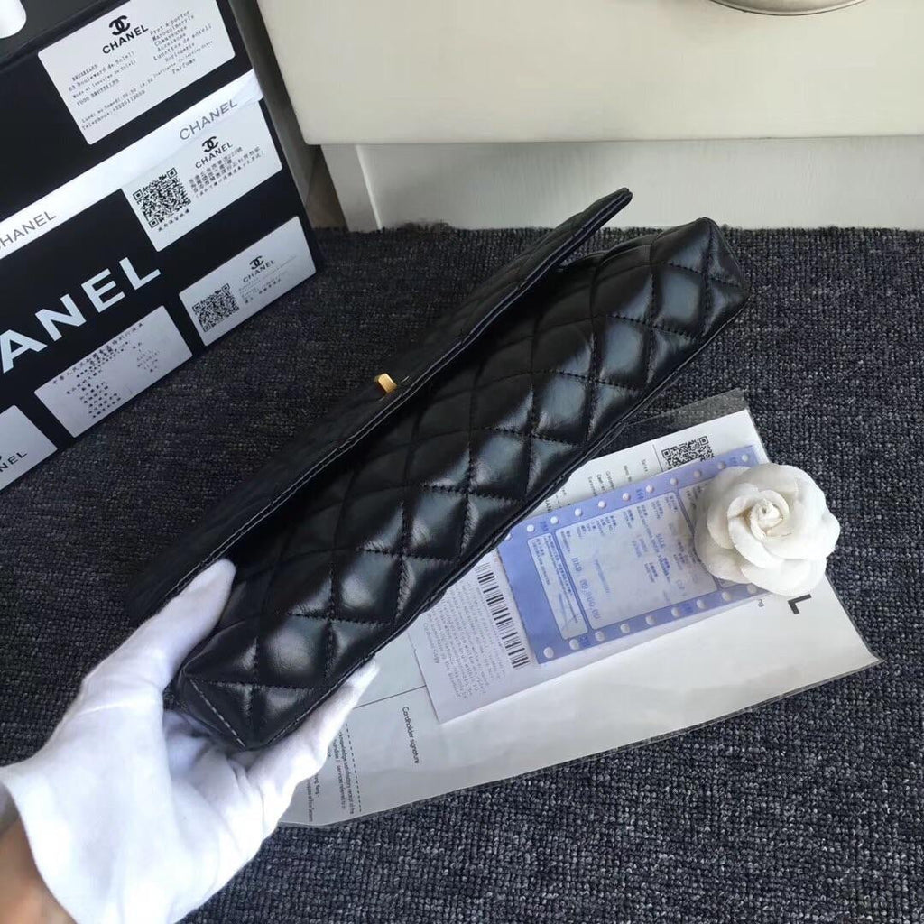 Chanel 25cm clutch