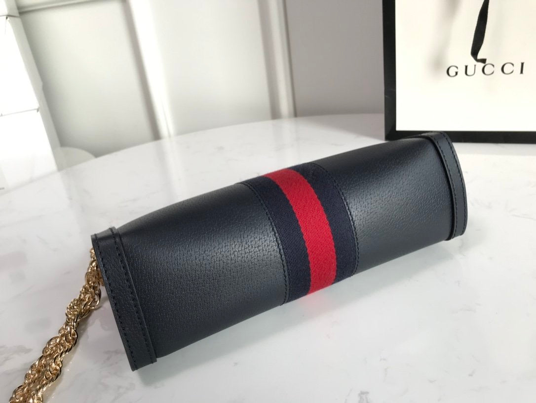 Gg black