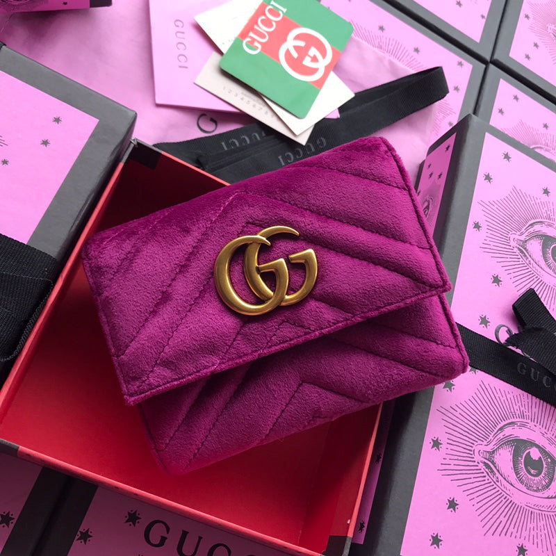 G u c c i wallet