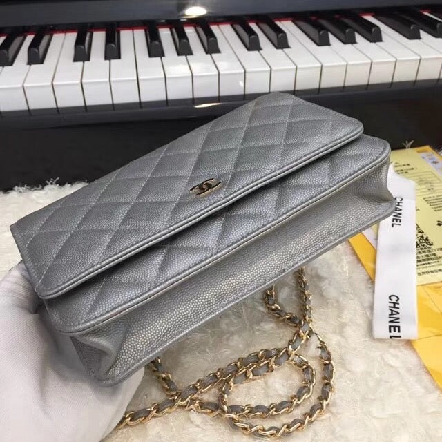 Chanel caviar Size:19x12 cm
